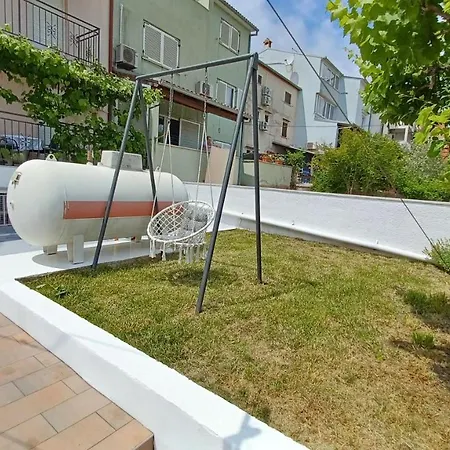 Lea's Apartman *